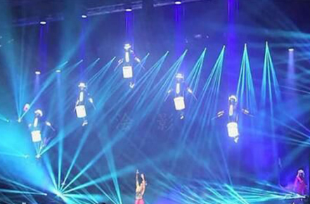 适合年会开场的歌曲
