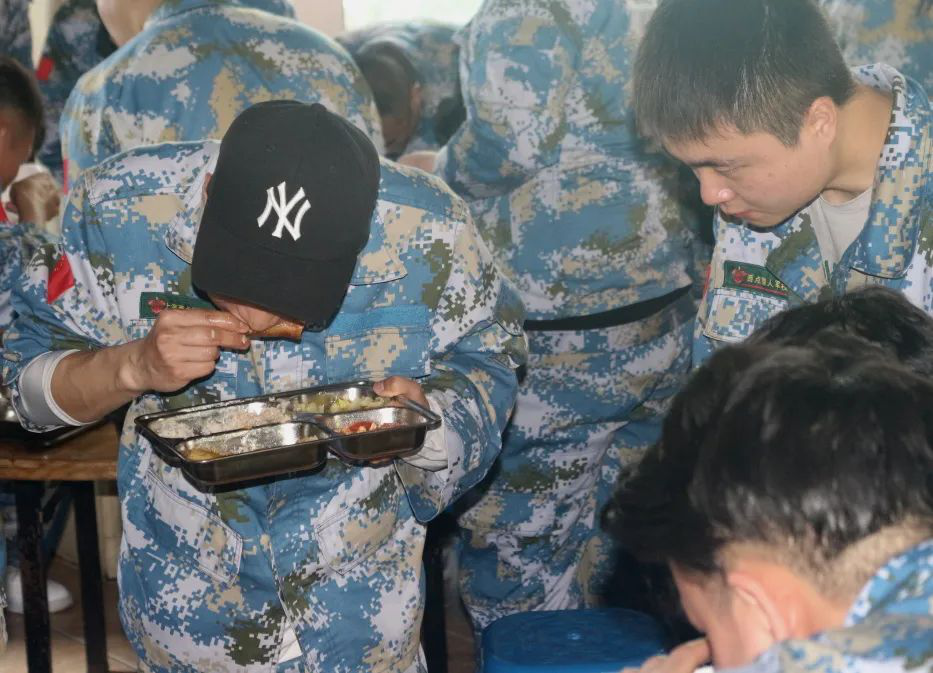 【魔训】今天团队不给你面子，明天市场就没有你的位置！,上海西点猎人军训基地