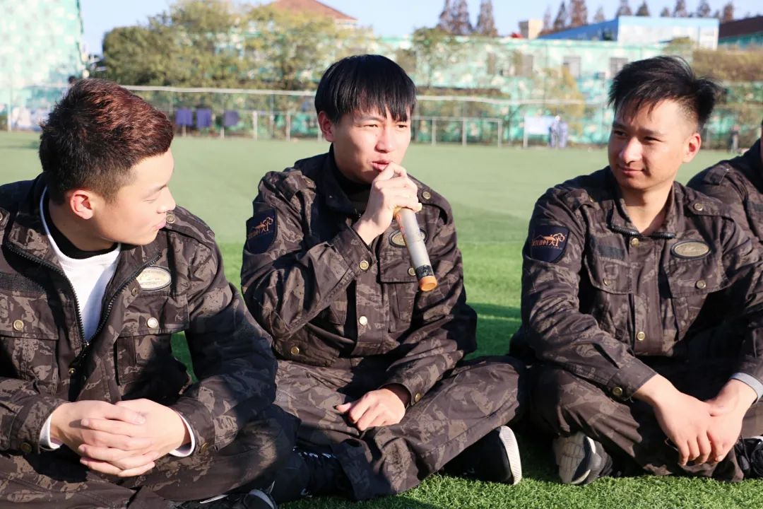 职场人都喜欢的“圈外生活”，还真是让人欲罢不能,军事拓展