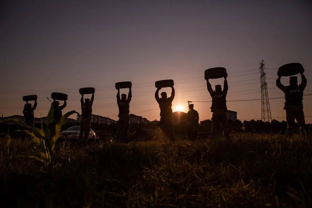 屠夫魔鬼军事训练营,年末打造计划启航 屠夫魔鬼军事训练营,年末打造计划启航