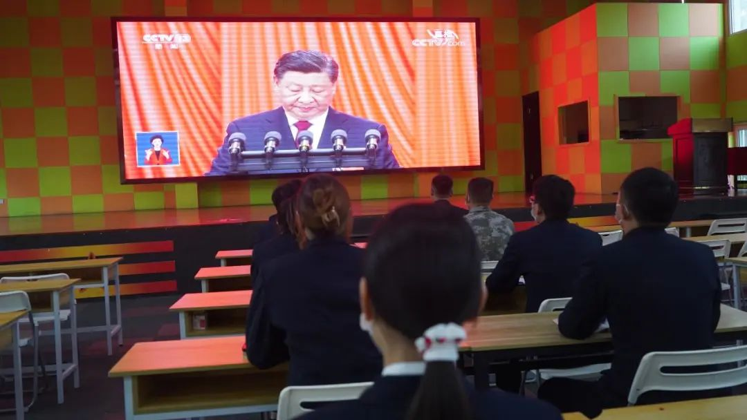 倍感振奋 反响热烈——上海西点集中收看党的二十大开幕盛况